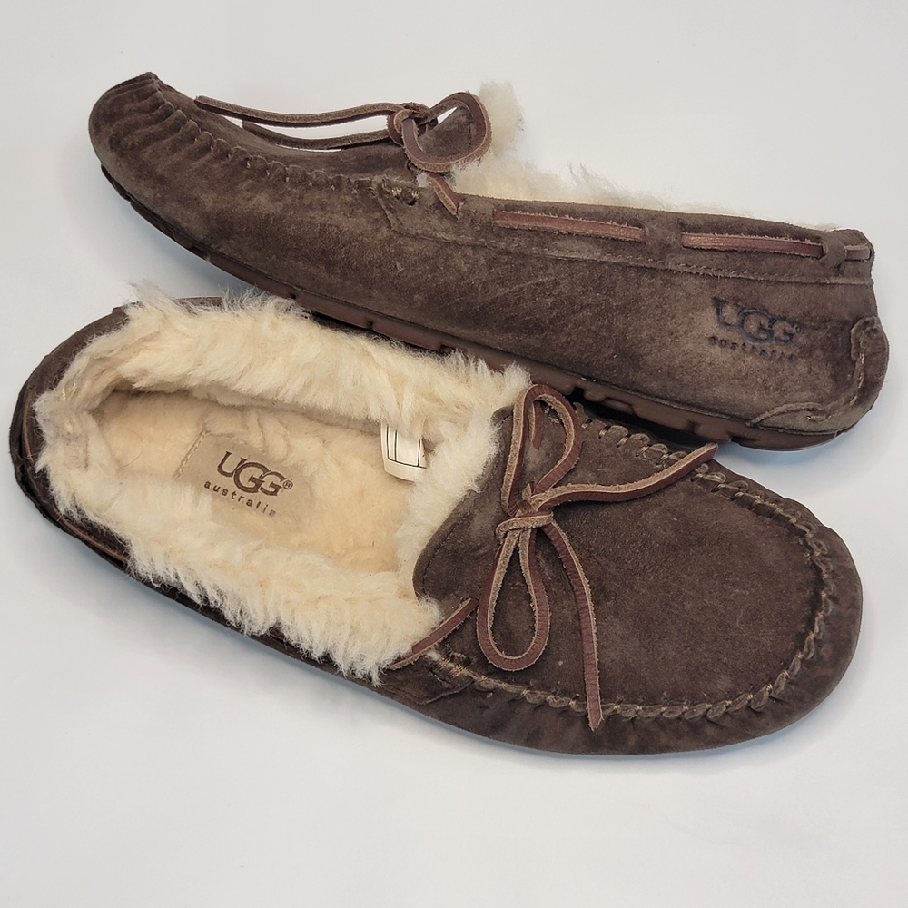 UGG Dakota Slippers, Espresso, Leather and Wool, EUC, size  6